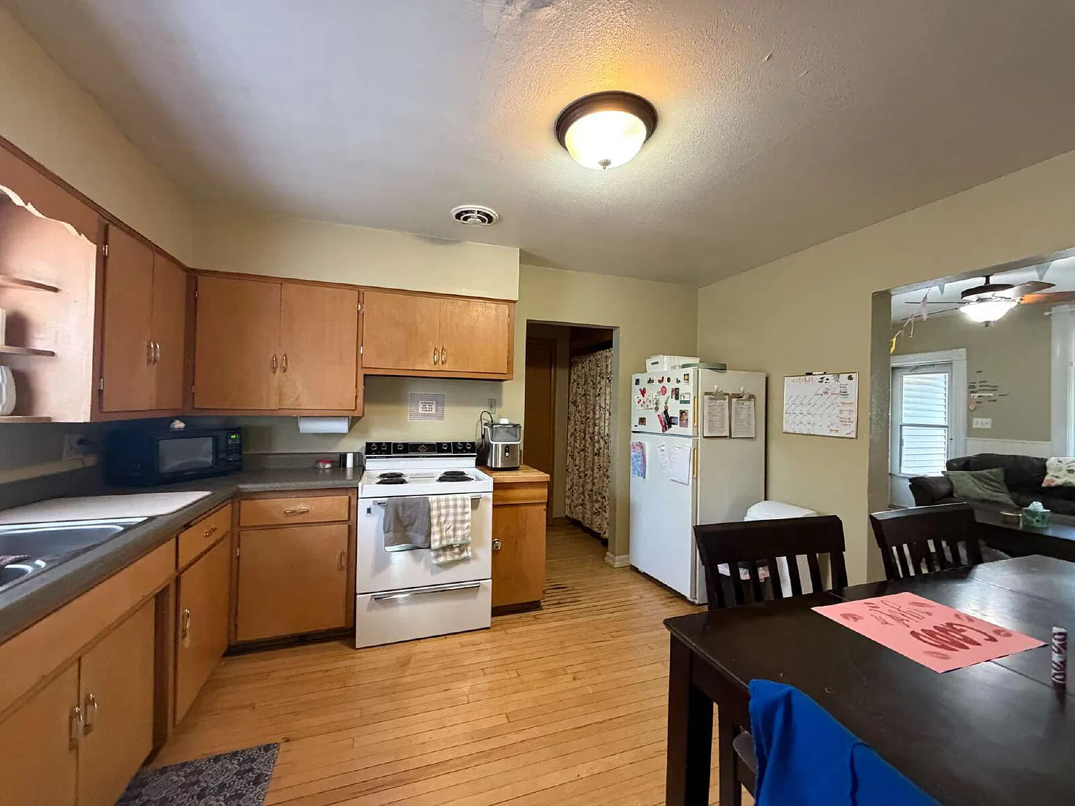 4 bed, 1.0 bath, 1780 sqft, $495 — Photo 4