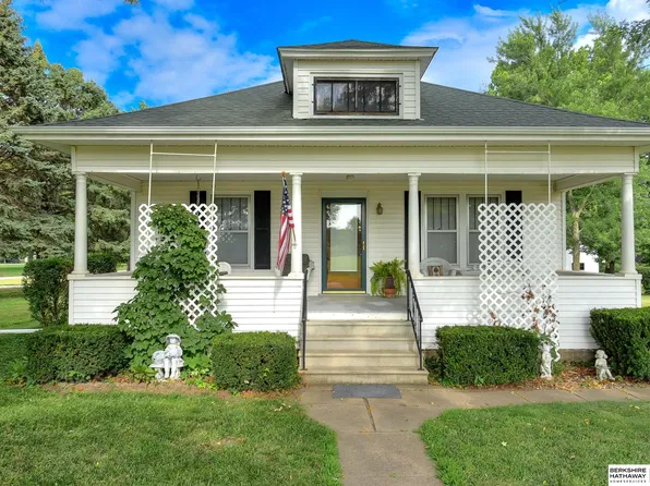 27265 Nebraska St, Fontanelle, NE 68044