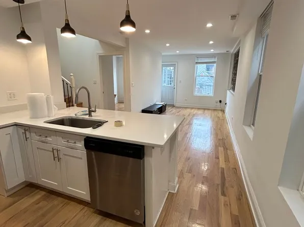 1633 N Honore St #3R, Chicago, IL 60622