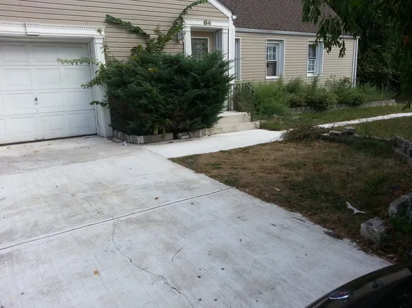 184 N Farview Ave #1, Paramus, NJ 07652