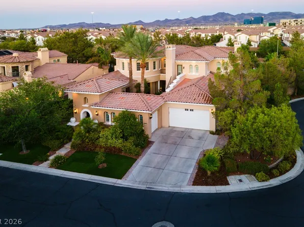 12070 Whitehills St, Las Vegas, NV 89141