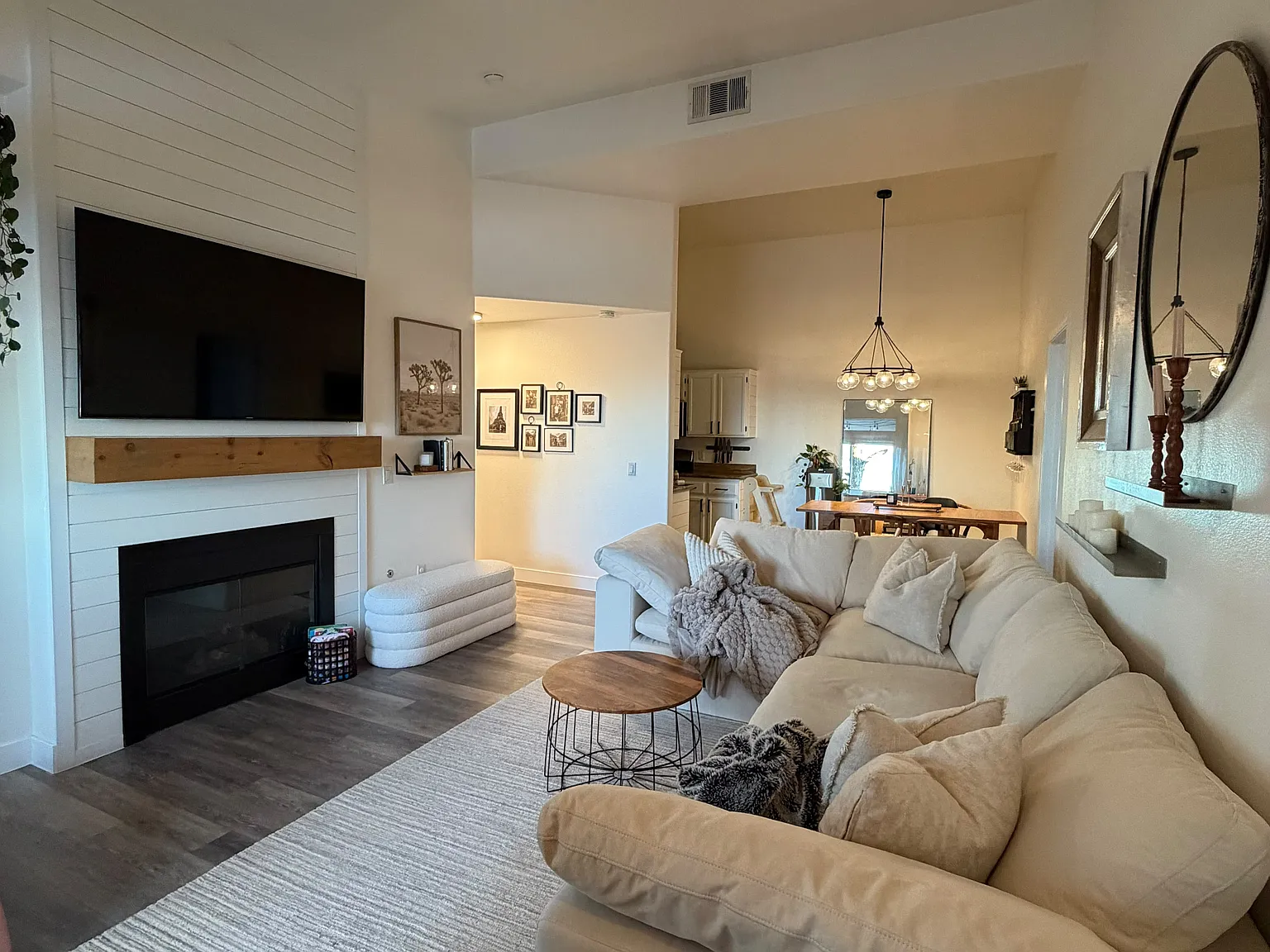 3 bed, 1198 sqft, $3,000 — Photo 1
