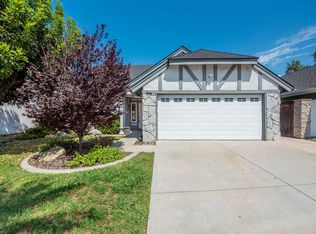 25051 Katie Ave, Laguna Hills, CA 92653