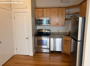 520 Beacon St APT 2B, Boston, MA 02215
