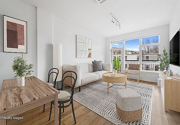 5th image of 226 15th St APT 3C