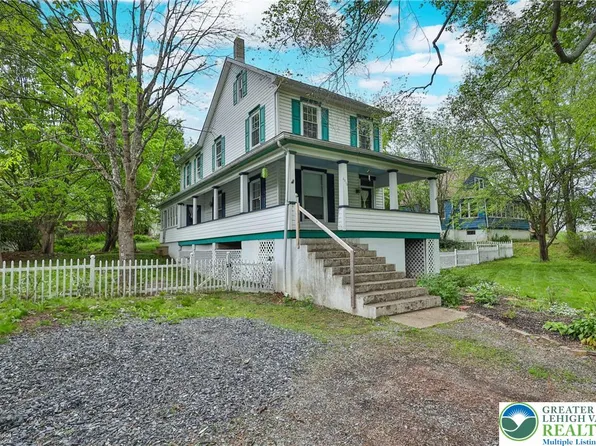 4215 W Grant St, Slatedale, PA 18079