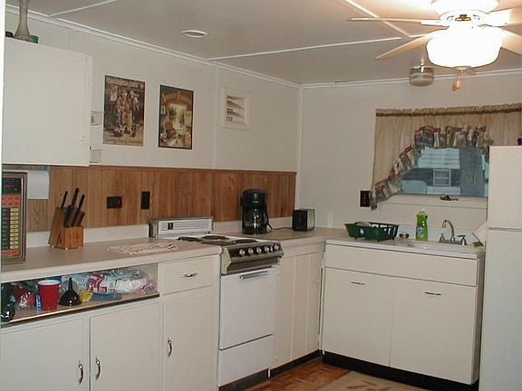 2nd image of 3926 W Wildwood Ave
