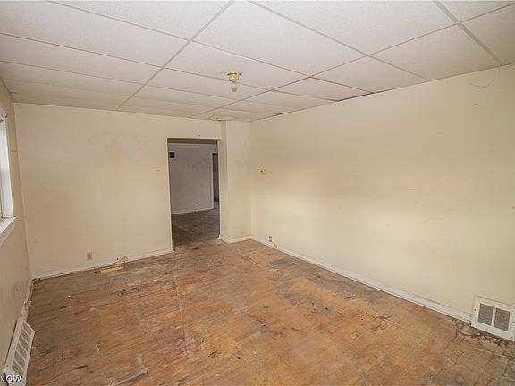 2nd image of 9207 Cannon Ave