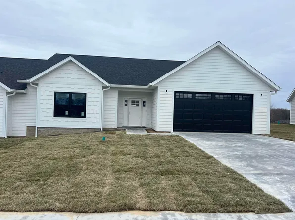 921 Stonehenge Dr, Bedford, IN 47421
