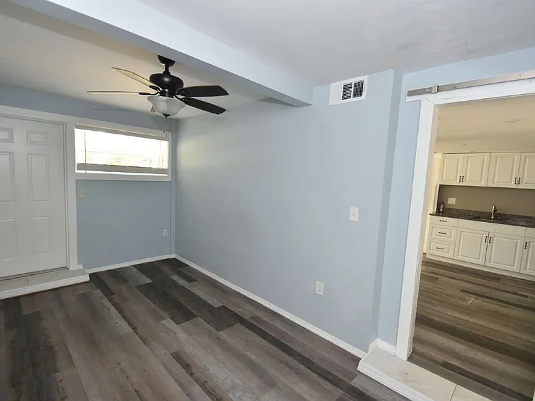 403 N Oleander Ave #B — Photo 7