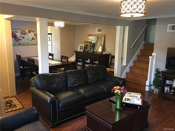 3rd image of 4250 Wildwood Dr