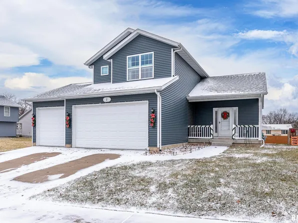 1 W Village Cir, Davenport, IA 52806