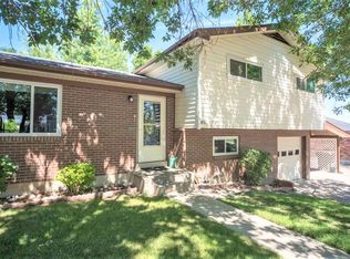 10621 Livingston Dr, Northglenn, CO 80234