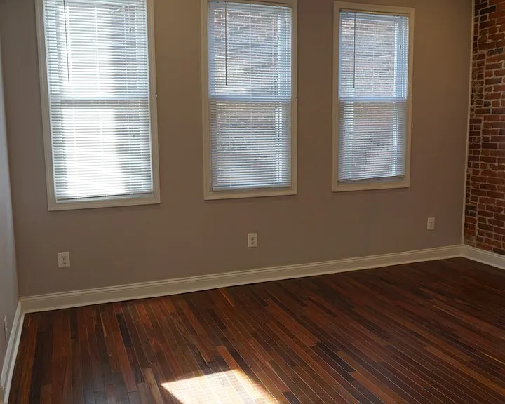 3230 W Berks St — Photo 15
