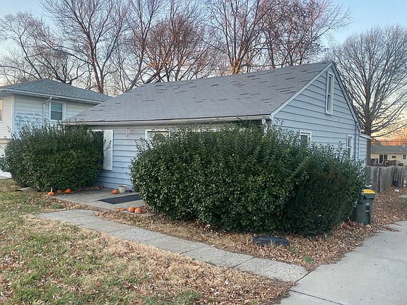 2nd image of 600 NE 76th St