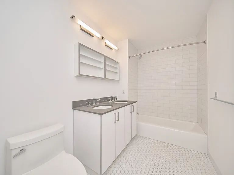 2211 3rd Ave #10-E — Photo 9