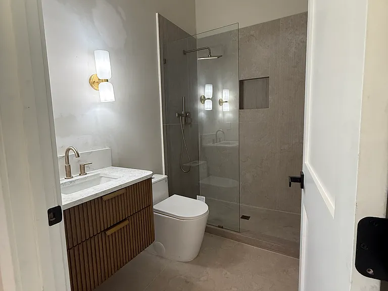 7849 Brighton Ave — Photo 7