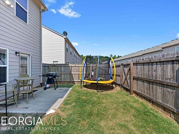 3rd image of 5156 Madeline Pl