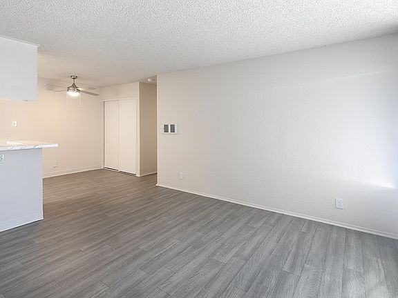 5th image of 130 W Calle Primera #15802