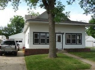 106 E 2nd St, Everly, IA 51338