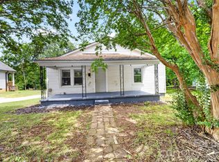 216 W Shannonhouse St, Shelby, NC 28152