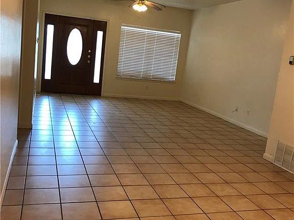 5th image of 1325 Wood Ave APT A