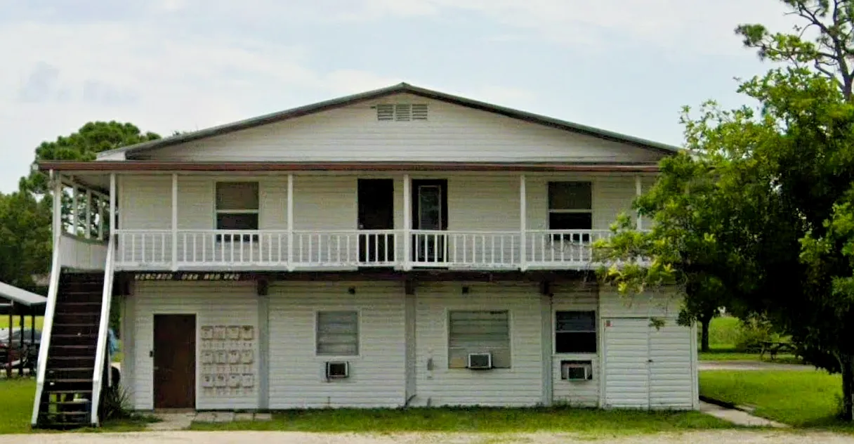 Fort Myers Apartment — Photo 1