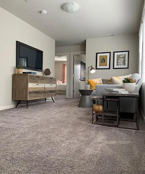 Bonus room/Upstairs