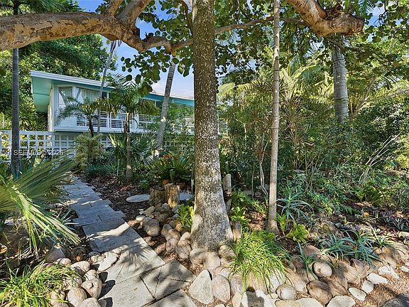 5th image of 1511 S Ocean Dr