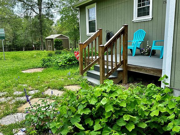 3rd image of 156 Clover Rd