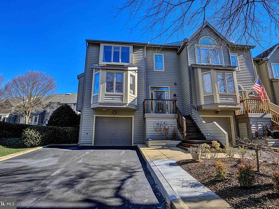 3rd image of 2197 Chesapeake Harbour Dr E