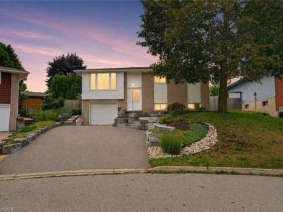 2nd image of 555 Elm Ridge Pl