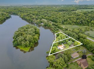 8901 Van Emmon Rd, Yorkville, IL 60560