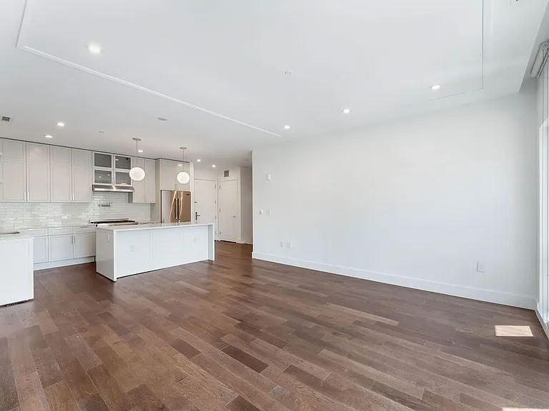 386 9th St #Townhouse J — Photo 10