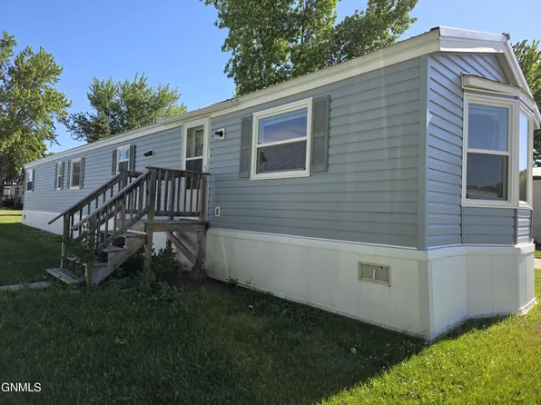 240 Northland Est, Jamestown, ND 58401