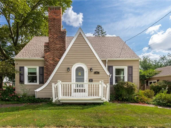 51 Darlich Ave, Hamburg, NY 14075