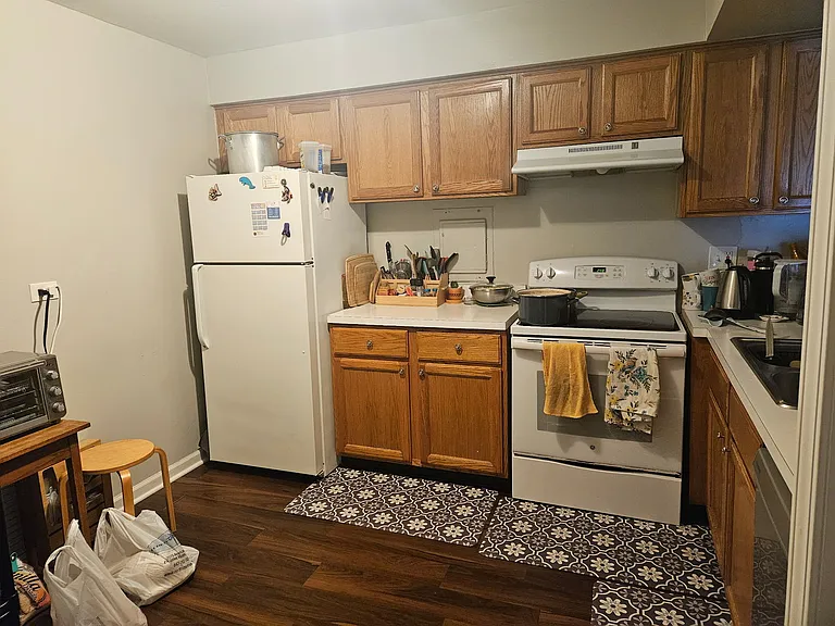 4424 Euclid Ave #1A — Photo 3