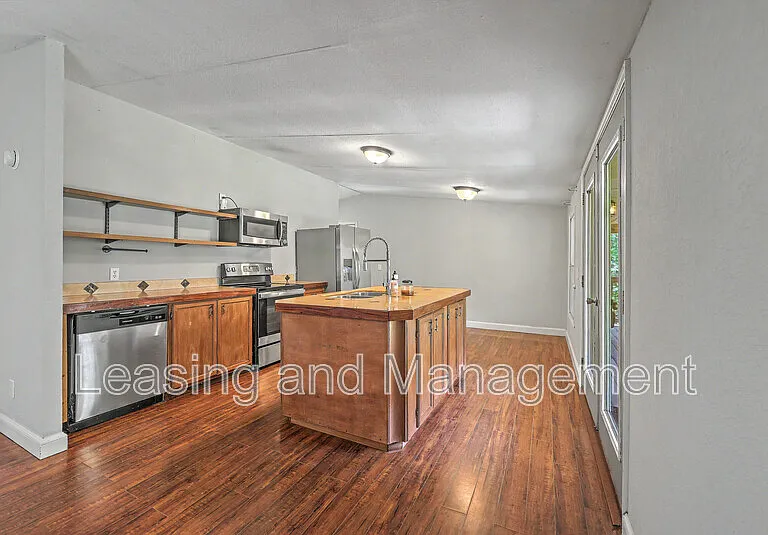 3585 Riley Wright Rd #2 — Photo 3