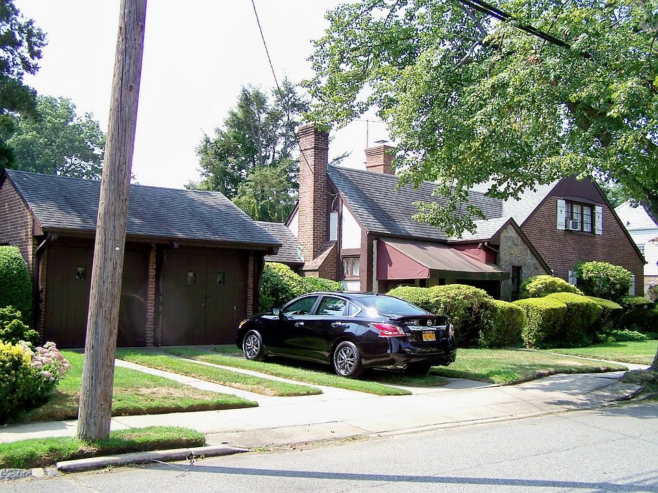 1st image of 119 Malverne Ave