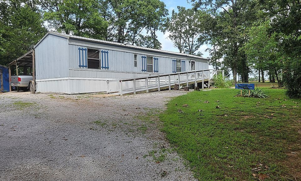 1st image of 205 Dogwood Cir