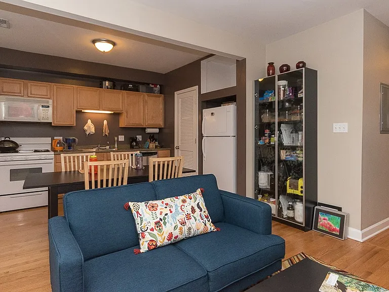 5210 N Sawyer Ave #2 — Photo 16
