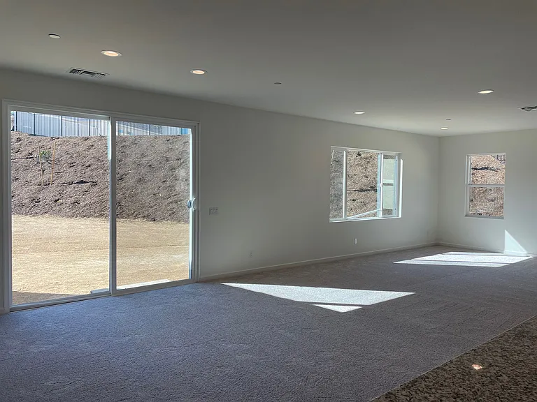 20649 Boxcar Ct — Photo 36