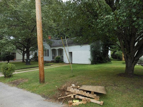 2nd image of 104 N Parkdale Ave