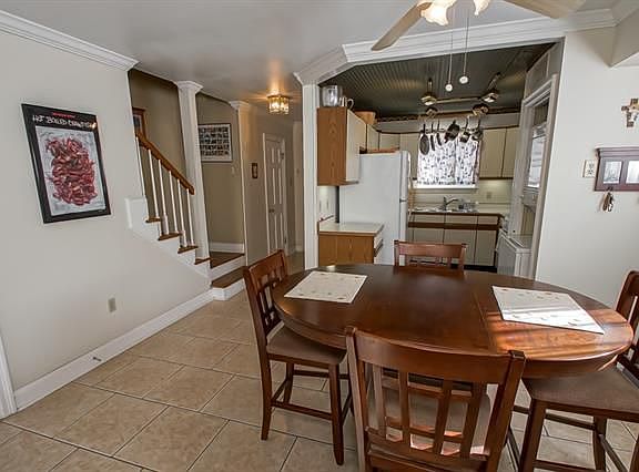 5th image of 1632 Foucher St