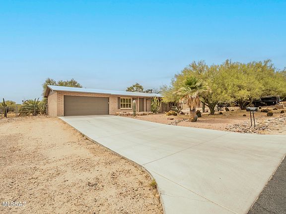 4th image of 10181 N Hacienda Hermosa Dr