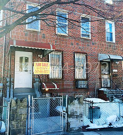 4th image of 735 Taylor Ave.