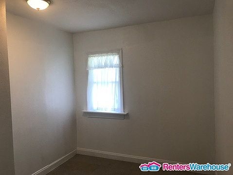 3rd image of 5510 Highland Ave