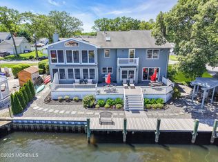 560 Midwood Dr, Brick, NJ 08724