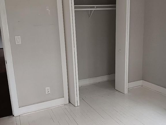 4th image of 805 Shelby Ave #2