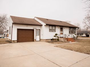 1015 Forest St, Ottawa, IL 61350